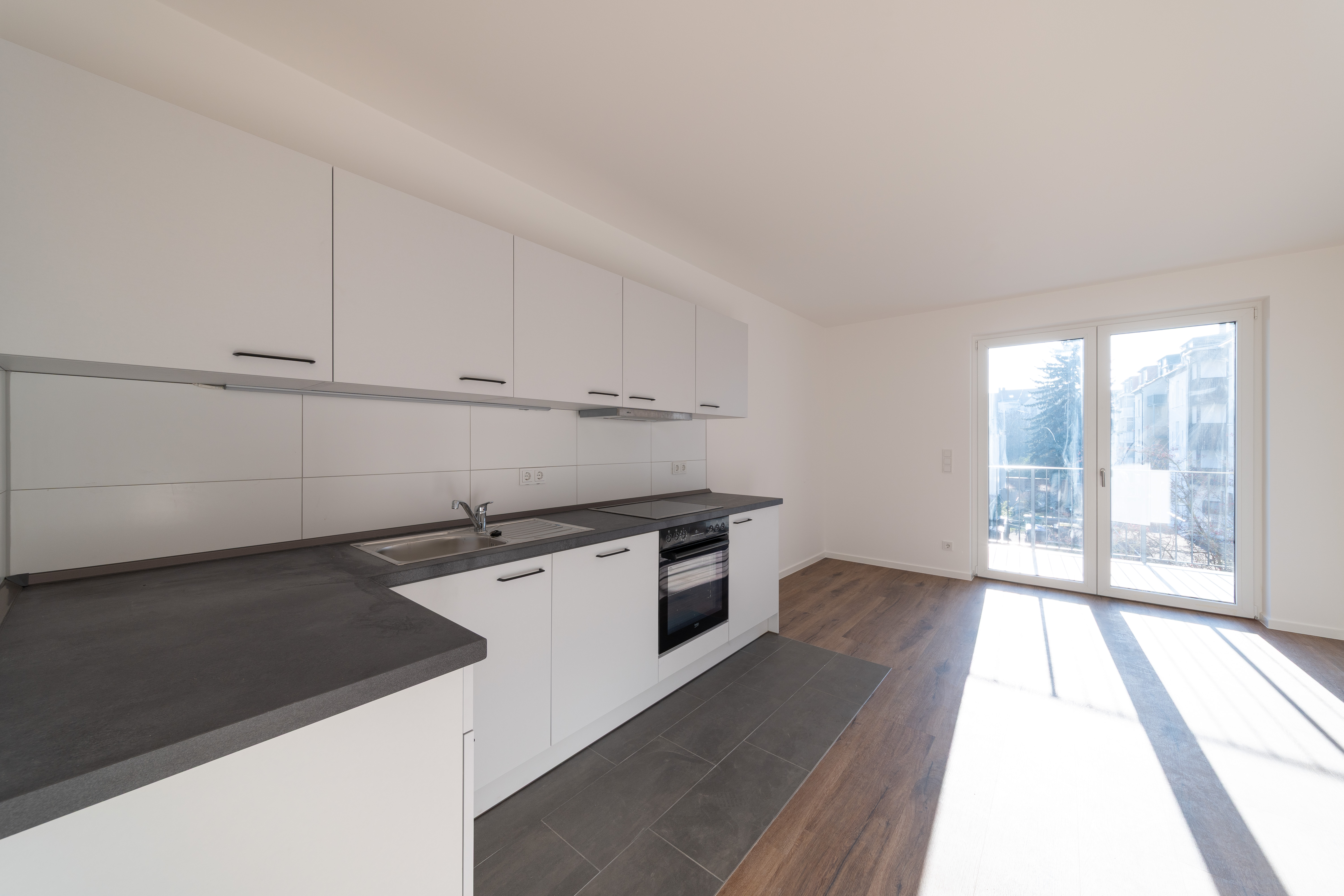 Erstbezug! - 2 Raumwohnung mit Einbauküche und Tiefgaragenstellplatz - WE14, 04179 Leipzig, Etagenwohnung