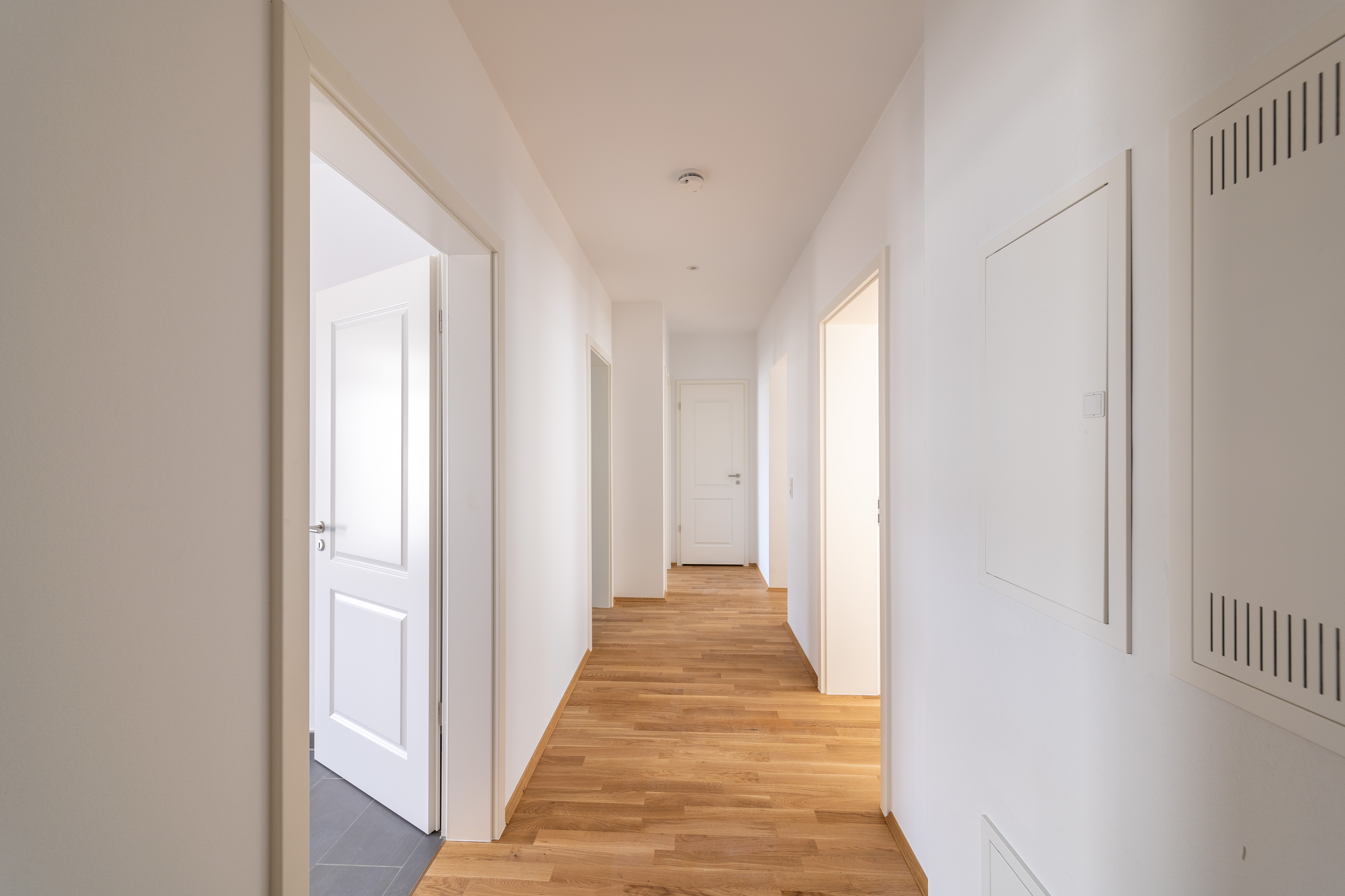 Helle, geräumige 3-RW mit Balkon - WE06, 09130 Chemnitz, Etagenwohnung